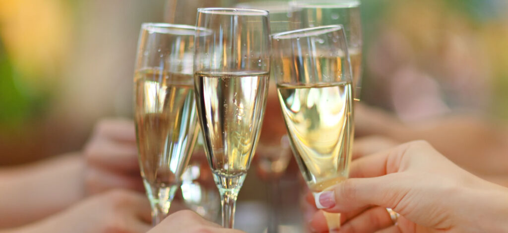 Espumantes e vinhos na chegada de 2026.