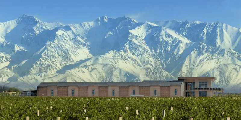 Vinícolas https://sakwinetravel.com/pt/wineries/uco-valley/domaine-bousquet/