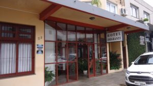 Vinhedos Hotel Imigrantes https://www.tripadvisor.com.br/Hotel_Review-g680210-d4510871-Reviews-Hotel_Imigrantes-Bento_Goncalves_State_of_Rio_Grande_do_Sul.html#/media/4510871/?type=ALL_INCLUDING_RESTRICTED&albumid=101&category=101