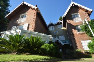 Vinhedos Spa Hogar D'Alma https://www.tripadvisor.com.br/Hotel_Review-g775227-d12520150-Reviews-SPA_Holgar_D_Alma-Canela_State_of_Rio_Grande_do_Sul.html#/media/12520150/?type=ALL_INCLUDING_RESTRICTED&albumid=101&category=101